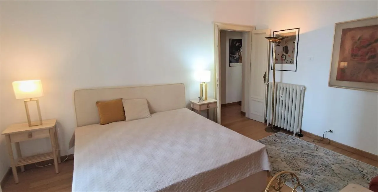 La Casa Dei Quadri Porta Venezia Apartment Milan